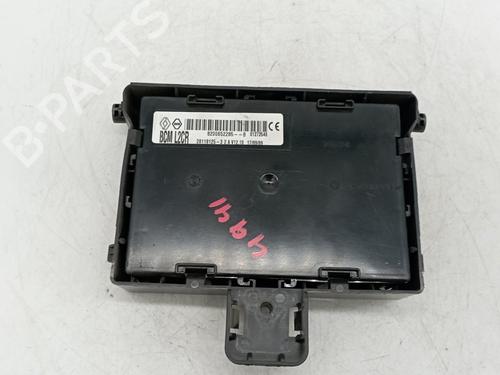 Module électronique RENAULT CLIO III (BR0/1, CR0/1) 1.5 dCi (C/BR0G, C/BR1G) (68 hp) 28670944