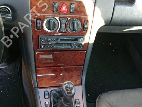 Gearbox MERCEDES-BENZ E-CLASS (W210) E 200 (210.035) | BP30121244M3