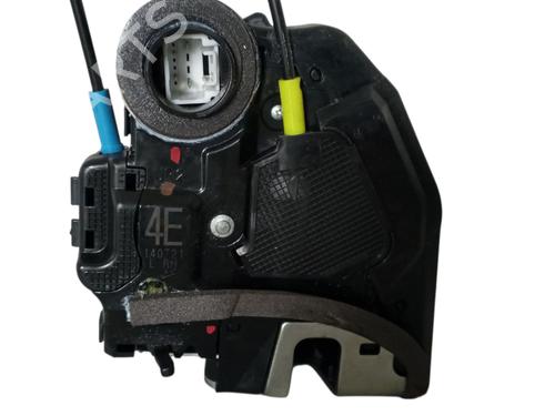Rear right lock TOYOTA COROLLA Saloon (_E21_) 1.6 VVTi (ZRE210) | BP29418686C99 