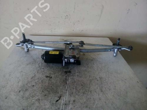 Used Front wiper motor KIA SPORTAGE III (SL) 1.7 CRDi (116 hp) 2819905