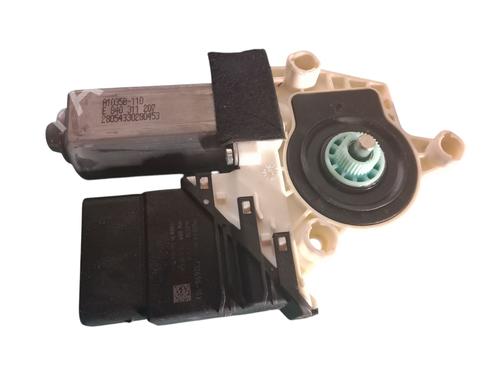 Right rear window motor SEAT ALTEA XL (5P5, 5P8)  | BP24527962E22 