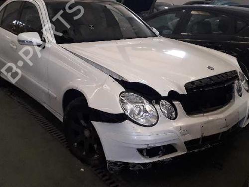 MERCEDES-BENZ E-CLASS (W211) 220730
