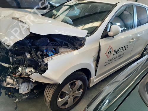 Used Parts HYUNDAI i30 Estate (FD) 1.6 CRDi 1346739