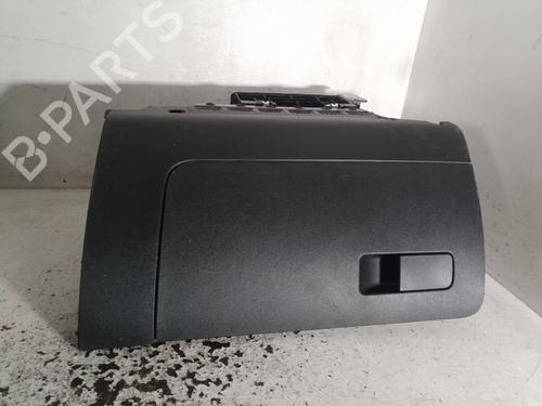 Boîte à gants SEAT TOLEDO IV (KG3) 1.6 TDI (115 hp) 21500672