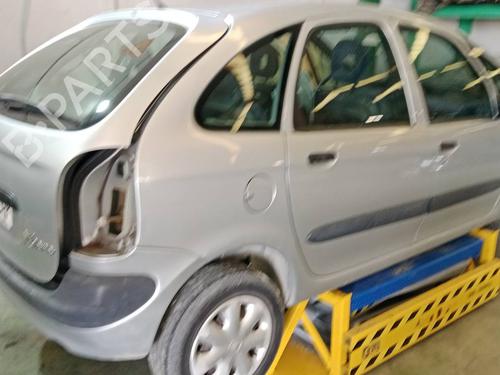 Fuse box CITROËN XSARA PICASSO (N68) | BP32397601E1