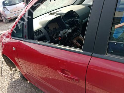 Used Left front door OPEL ZAFIRA / ZAFIRA FAMILY B (A05) [2005-2019]  23401319