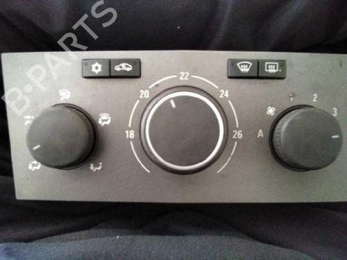 Used Climate control OPEL ASTRA H (A04) 1.6 (L48) (105 hp) 3650261