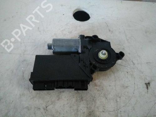Right front window motor AUDI A4 B7 (8EC) 1.8 T | BP3202539E20 