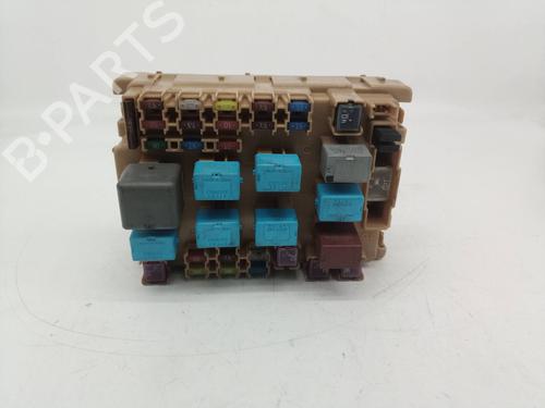 Used Fuse box TOYOTA CELICA Coupe (_T23_) 1.8 16V VT-i (ZZT230_, ZZT230) (143 hp) 9089758