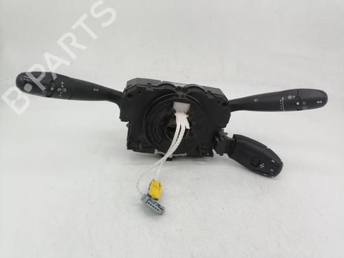 switch-peugeot-partner-tepee-2008-31881926 main image