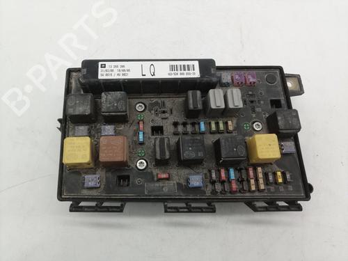 Used Fuse box OPEL ASTRA H GTC (A04) [2005-2010]  22967596