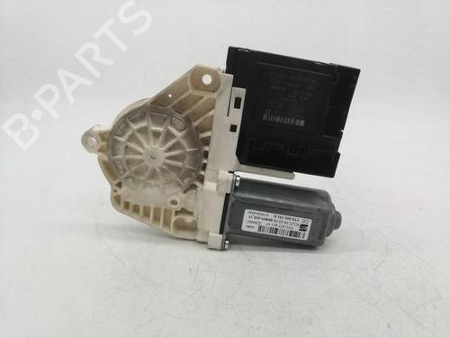Left front window motor SEAT LEON (1P1) | BP30696212E21