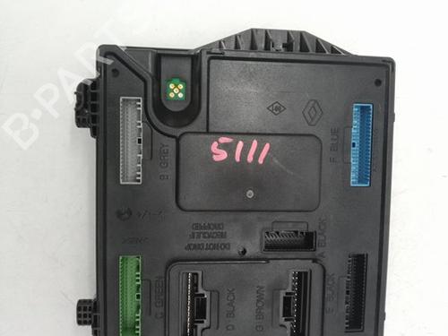 Used Fuse box RENAULT MEGANE III Hatchback (BZ0/1_, B3_) 1.5 dCi (BZ09, BZ0D, BZ1W, BZ29, BZ14) (110 hp) 26696792