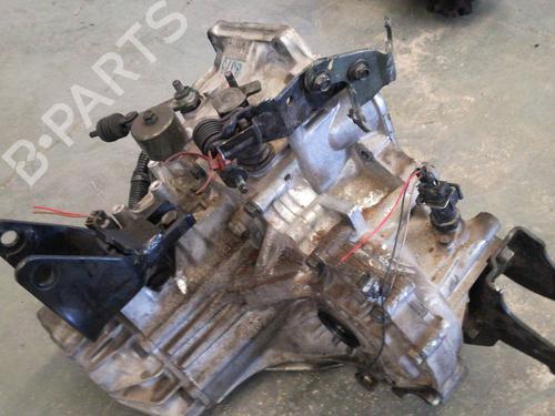 Gearbox HYUNDAI ELANTRA III Saloon (XD)  | BP7116261M3 