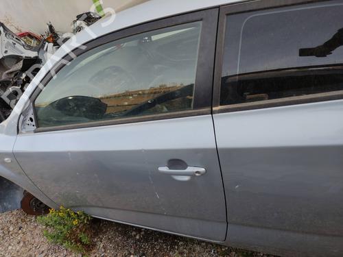 Used Left front door KIA CEE'D Hatchback (ED) [2006-2012]  10627650