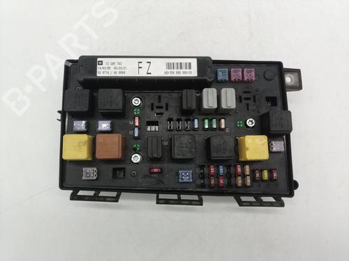 Used Fuse box OPEL ASTRA H (A04) [2004-2014]  32397467