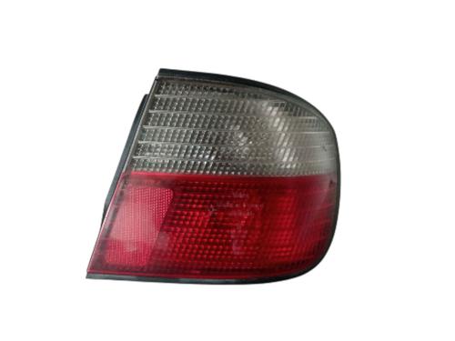 Used Right taillight NISSAN PRIMERA (P11) 2.0 16V (131 hp) 30408067