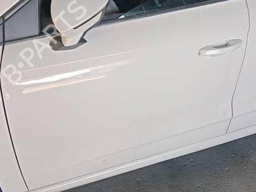 Used Left front door Left front door 39078502 39078502