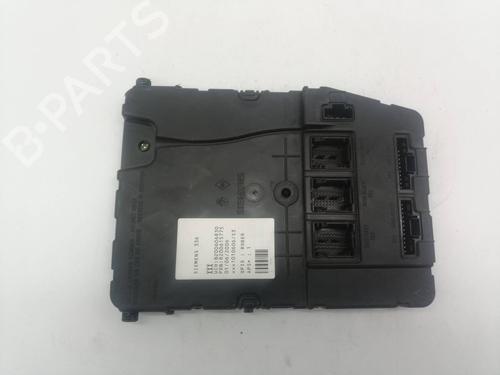 Used Electronic module RENAULT SCÉNIC II (JM0/1_) [2003-2010]  12595856