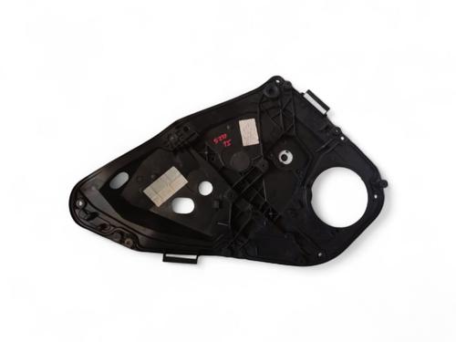 Rudehejsemekanisme venstre bagtil FORD FIESTA VI (CB1, CCN) 1.5 TDCi (95 hp) 32273490