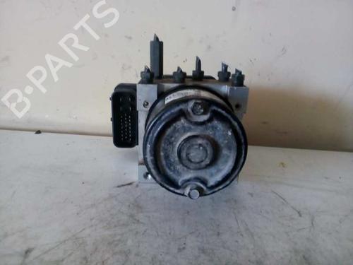 Used ABS pump KIA CARNIVAL II (GQ) [1999-2007]  2531045