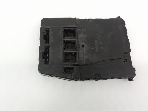 Used Fuse box RENAULT SCÉNIC II (JM0/1_) 1.6 16V (JM1R) (112 hp) 8252402