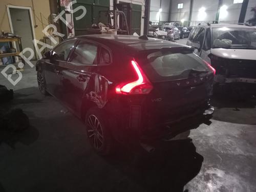 Engine VOLVO V40 Hatchback (525) D2 | BP31881974M1