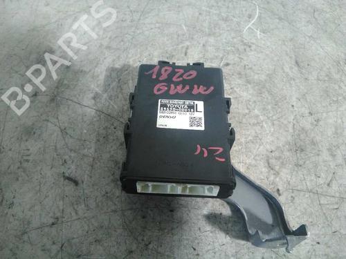 Used Electronic module TOYOTA YARIS (_P9_) 1.3 VVT-i (NCP90_, NCP90R) (86 hp) 5673230