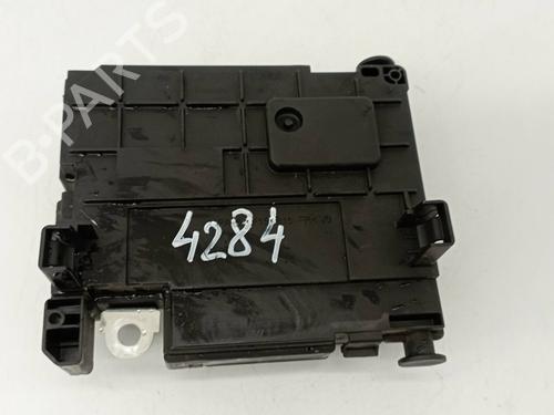 Used Fuse box Fuse box 16582122 16582122