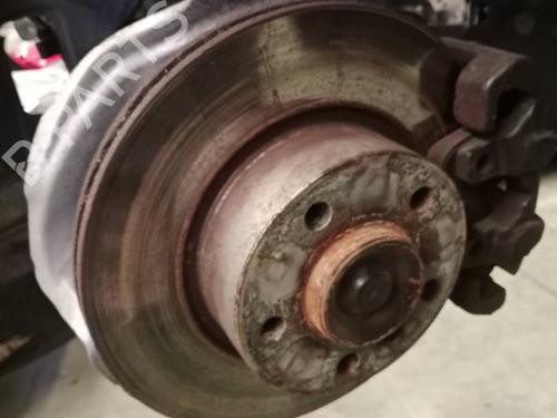 Used Left front steering knuckle BMW 1 (F20) 118 i (170 hp) 29020888