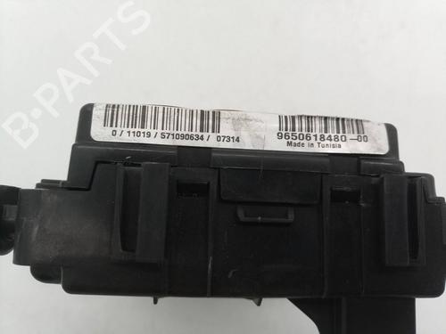 Fuse box CITROËN XSARA PICASSO (N68) 1.6 HDi | BP26705743E1 
