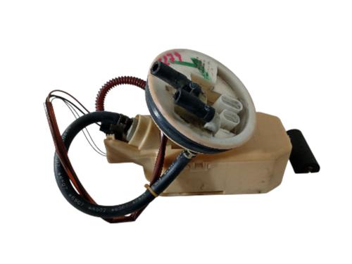 Used Fuel pump NISSAN PRIMERA (P11) 2.0 16V (131 hp) 30409986