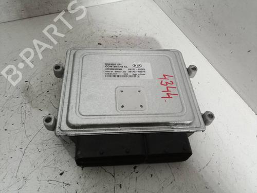 Used Engine control unit (ECU) KIA NIRO I (DE) 1.6 GDI Plug-in Hybrid (141 hp) 18023578