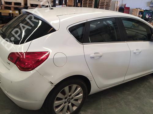 Engine control unit (ECU) OPEL ASTRA J (P10)  | BP24527976M57 