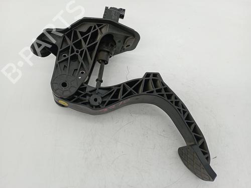 Clutch pedal VW POLO V (6R1, 6C1) 1.2 TSI (105 hp) 13466852