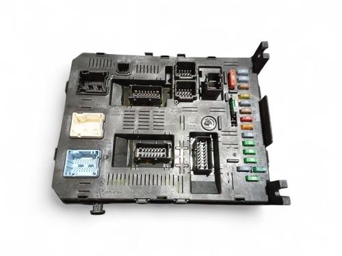 Used Fuse box Fuse box CITROËN C4 Picasso I MPV (UD_) [2006-2015] 32371905 32371905