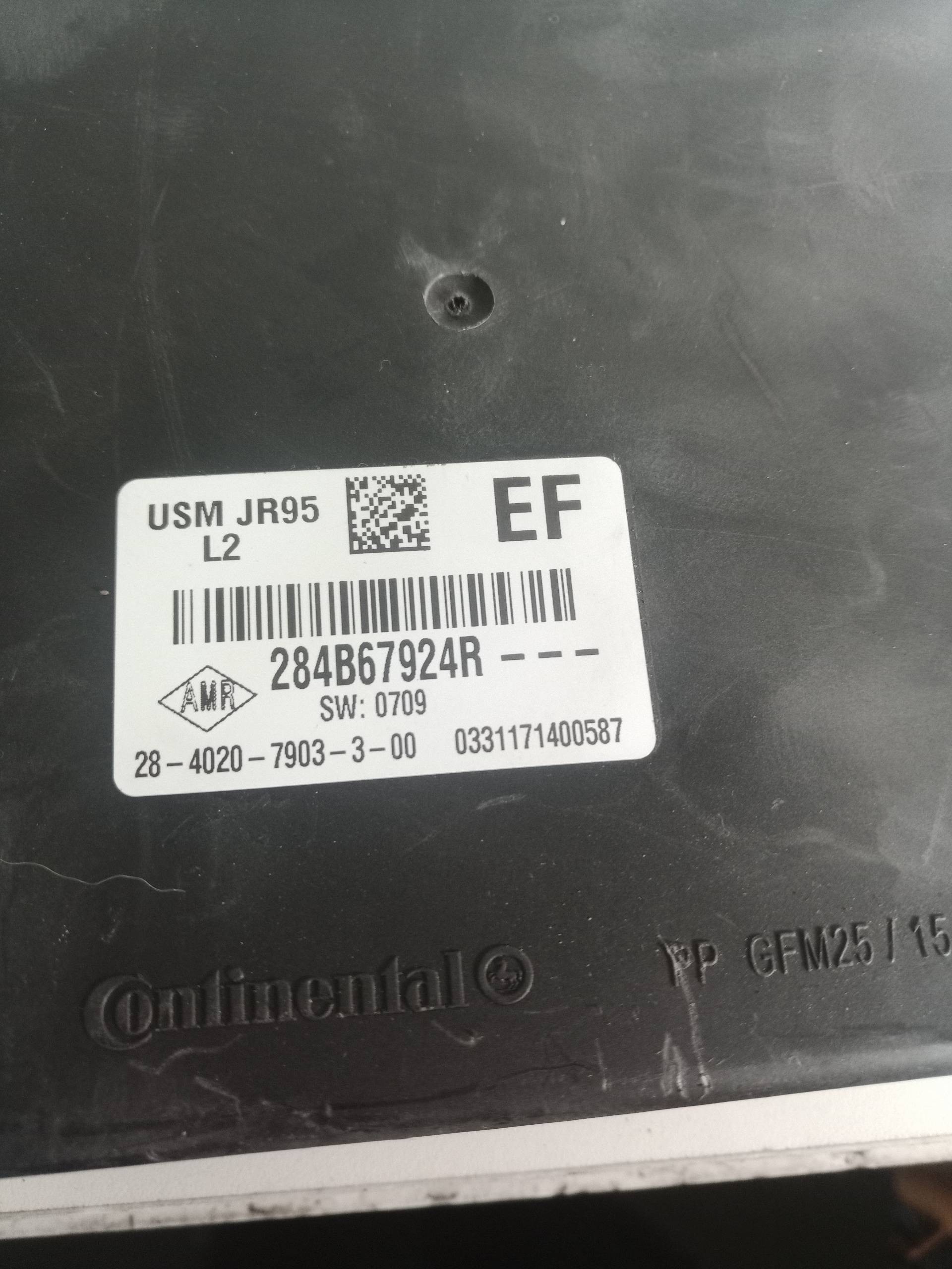 Fuse box RENAULT GRAND SCÉNIC III (JZ0/1_) 1.5 dCi (JZ09, JZ0D  