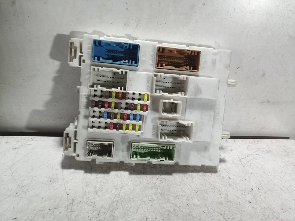 Fuse box FORD FOCUS III 1.6 TDCi 7226939 BParts