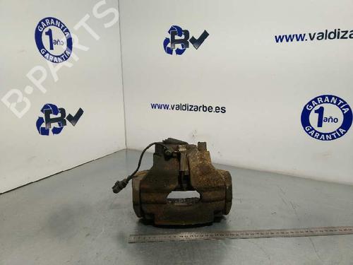Used Right front brake caliper Right front brake caliper 11561420 11561420