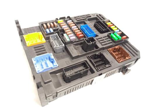 Used Fuse box Fuse box 10924707 10924707