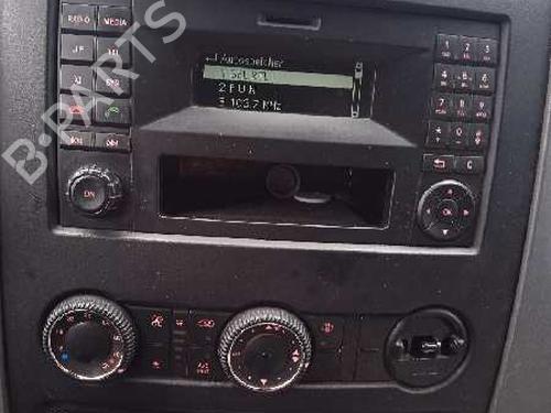 Left front window switch VW CRAFTER 30-35 Bus (2E_) | BP8892225I27