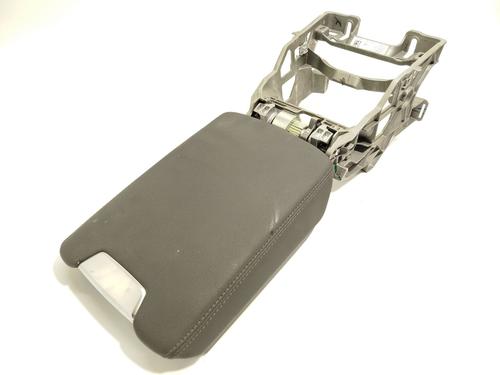 Used Armrest / Center console AUDI A6 C8 (4A2) 45 TDI Mild Hybrid quattro (245 hp) 26456708