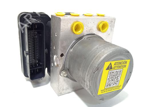 Used ABS pump TOYOTA YARIS (_P21_, _PA1_, _PH1_) 1.5 Hybrid (MXPH10, MXPH11) (116 hp) 29240392