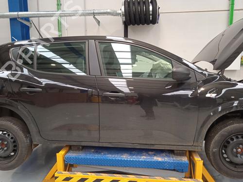 Right front door DACIA SANDERO III 1.0 TCe 90 | BP32471026C3