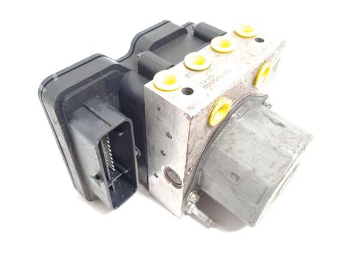 Used ABS pump NISSAN X-TRAIL III (T32_, T32R, T32RR) 1.6 dCi (T32) (130 hp) 23964575