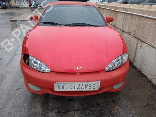Right headlight HYUNDAI COUPE I (RD) 1.6 i 16V | BP11756820C29 