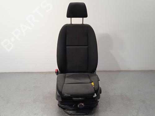 Used Left front seat MERCEDES-BENZ SPRINTER 4-t Van (B907, B910) 419 CDI RWD (907.643, 907.645, 907.647) (190 hp) 27562393