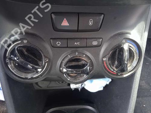 Radio PEUGEOT 208 I (CA_, CC_) 1.2 VTI 82 | BP8209603E6 