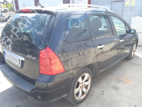 Front bumper PEUGEOT 307 SW (3H) 1.6 HDI 110 | BP29764899C7 