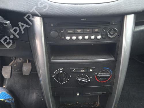 Fuse box PEUGEOT 207 (WA_, WC_) 1.6 HDi | BP31448373E1 